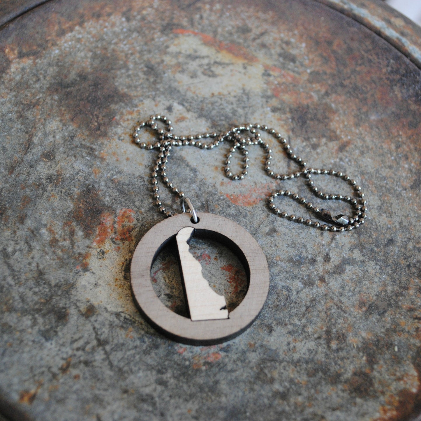Wooden Delaware State Necklace