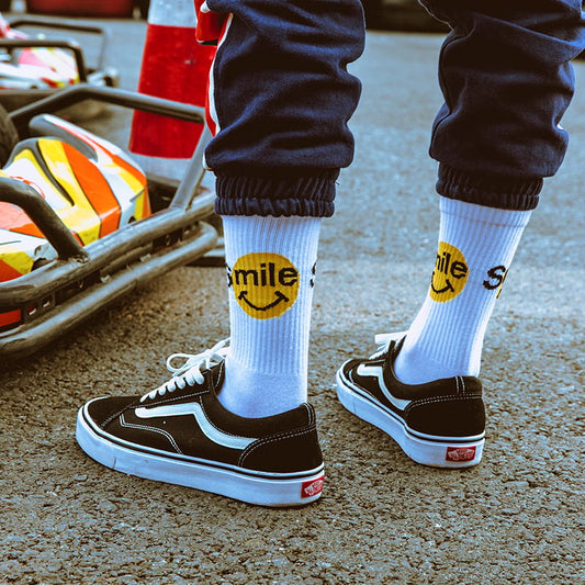 Free Shupping-SMILE SOCKS ( SET / 3 PAIRS )