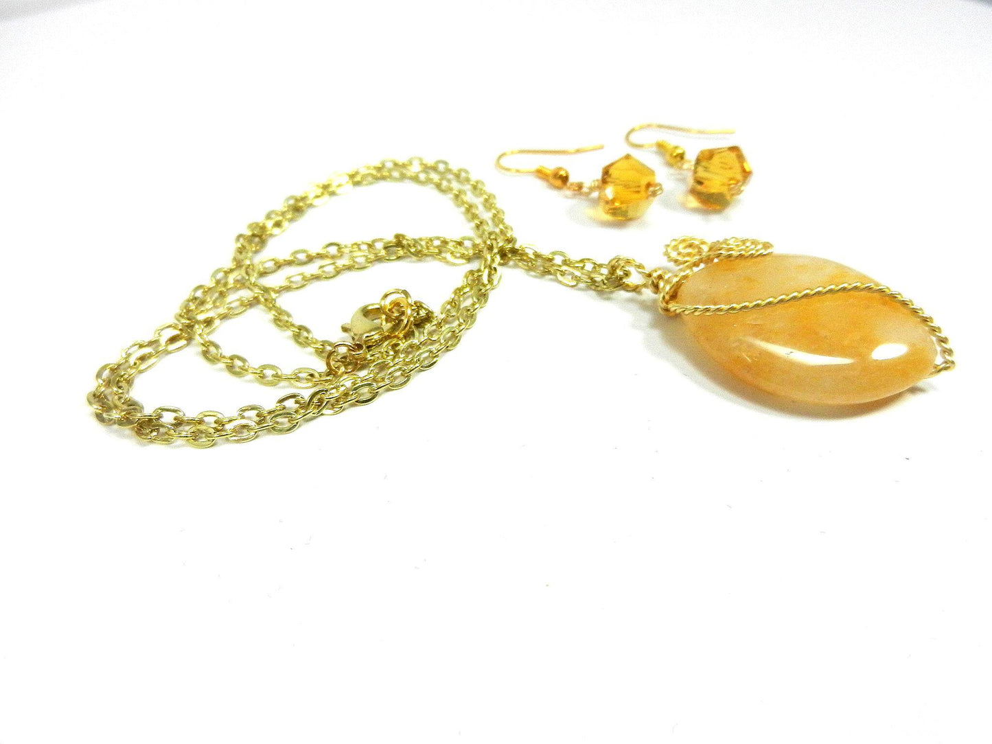 Gold Wire Wrapped Light Yellow Agate Gemstone Pendant with Matching Gold Crystal Earrings