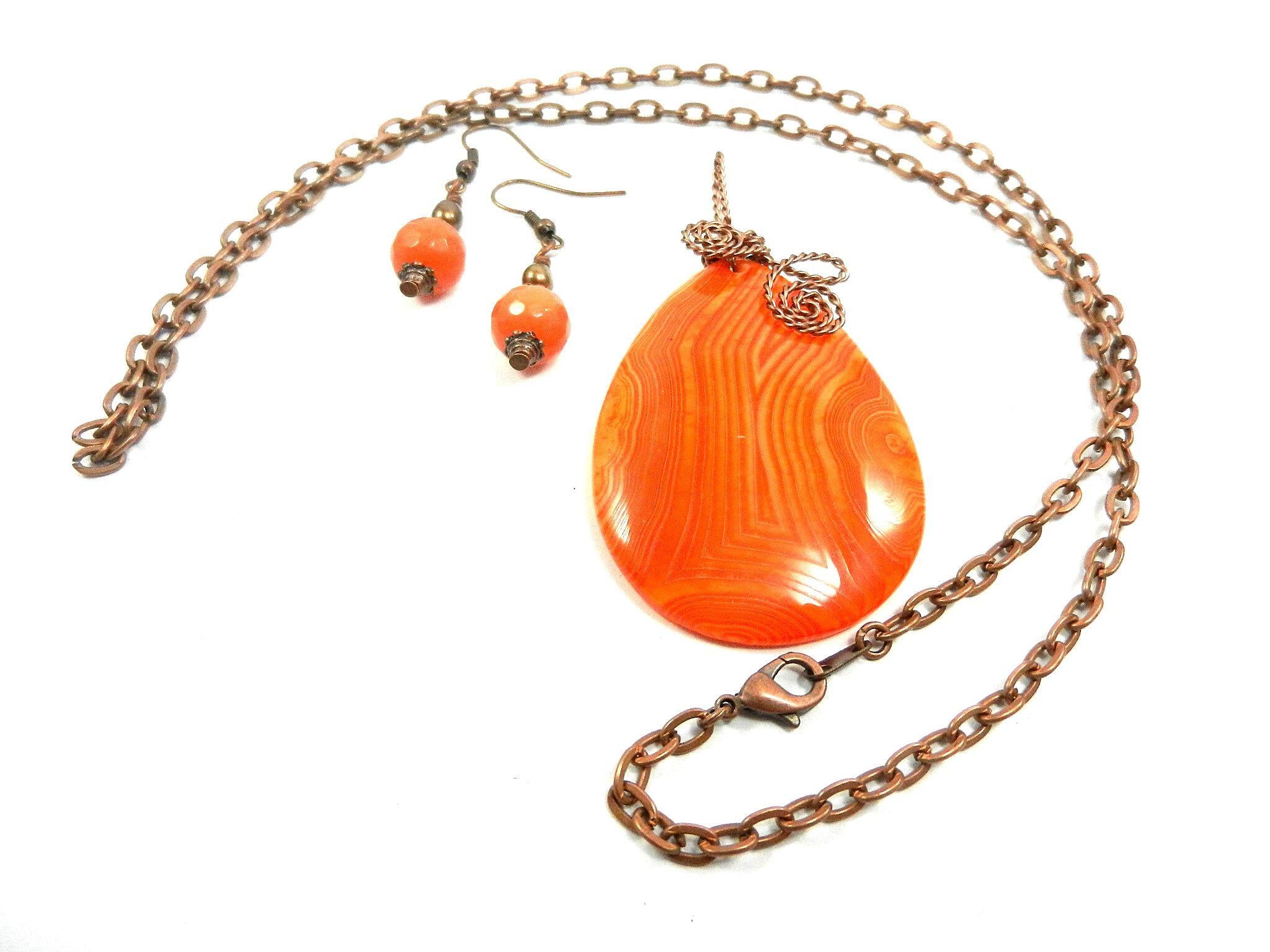 Antique Copper Wire Wrapped Orange and Yellow Banded Agate Pendant Necklace with Matching Round Faceted Agate Earrings