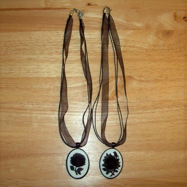 Black Rose Cameo Pendant Necklace, Organza Ribbon, 40X30 mm