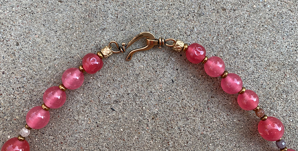 Necklace Set | Flower agate pendant, pink/rose palette mid-century glass beads