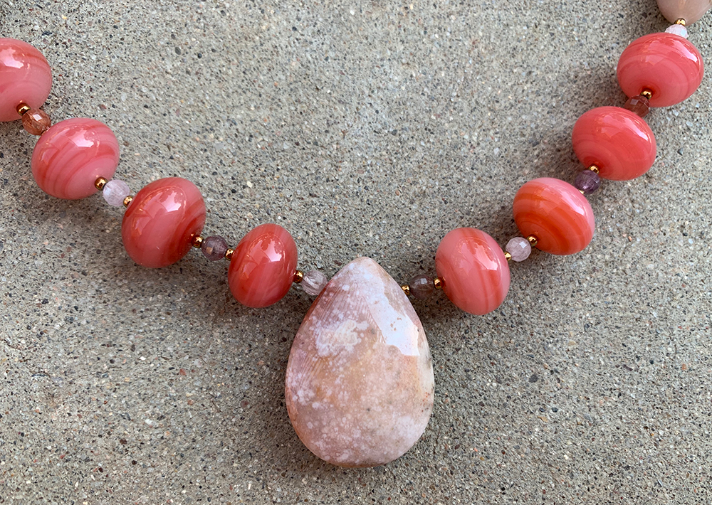 Necklace Set | Flower agate pendant, pink/rose palette mid-century glass beads
