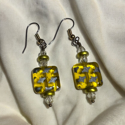 Sweet & Sunny Beaded Necklace with Silver Stars on Yellow Square Beads