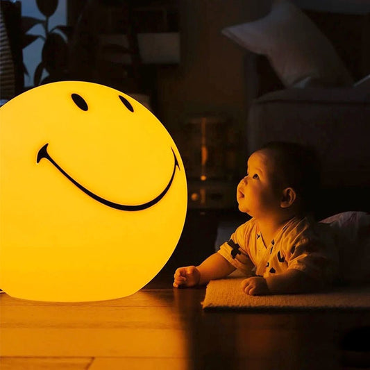 XL SMILEY LAMP