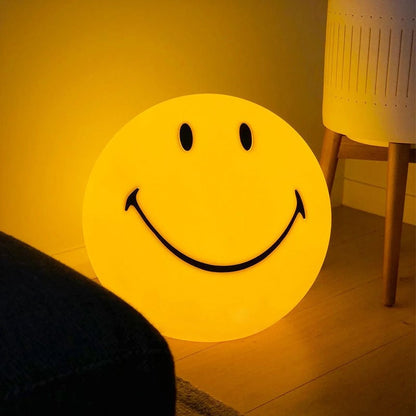 XL SMILEY LAMP