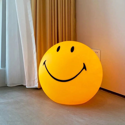 XL SMILEY LAMP