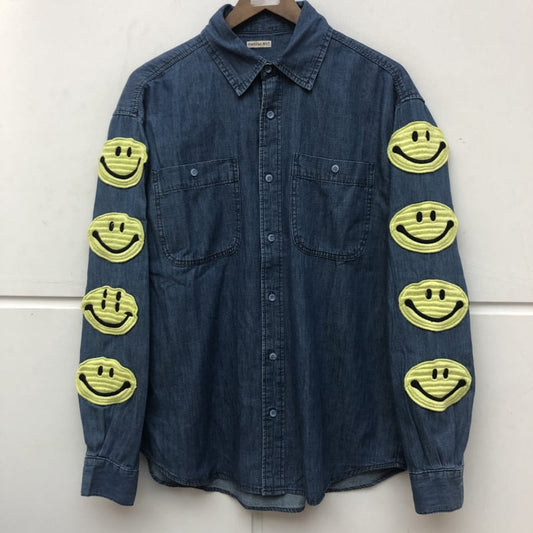 ESSENTIX AMO ABLOH SMILEY FACE PATCH RETRO DENIM JEAN SHIRT